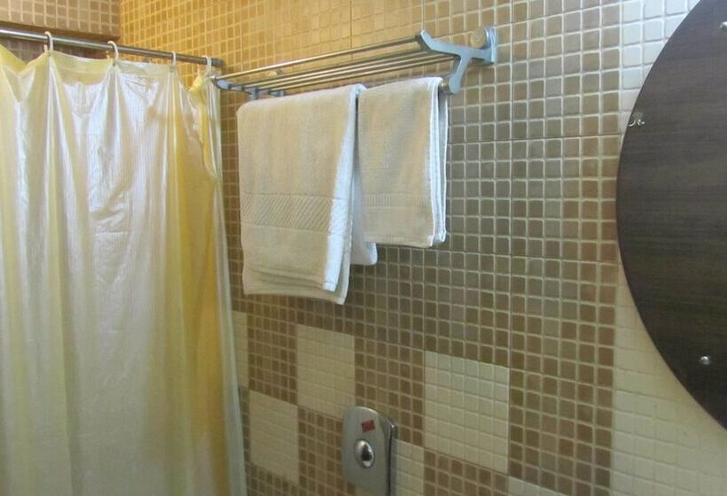 プレミアムルーム, Bhammar S Inn   A Pure Veg