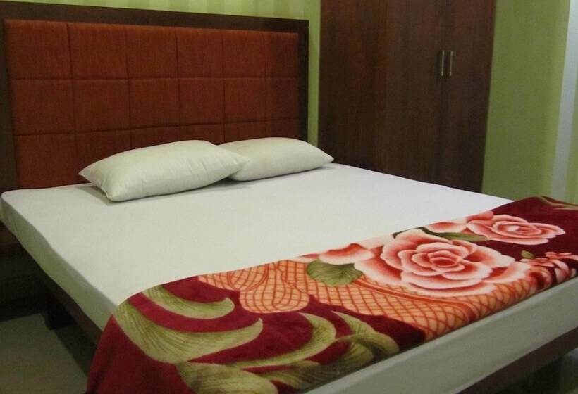 プレミアムルーム, Bhammar S Inn   A Pure Veg