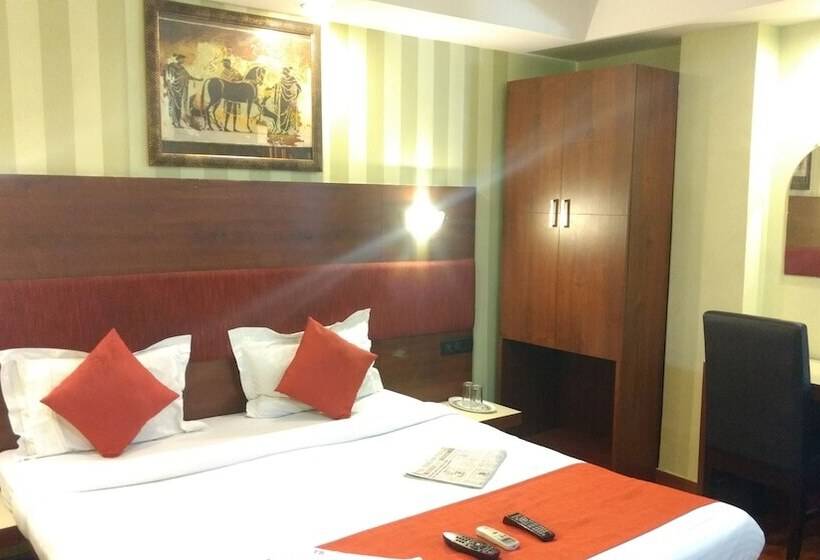 プレミアムルーム, Bhammar S Inn   A Pure Veg