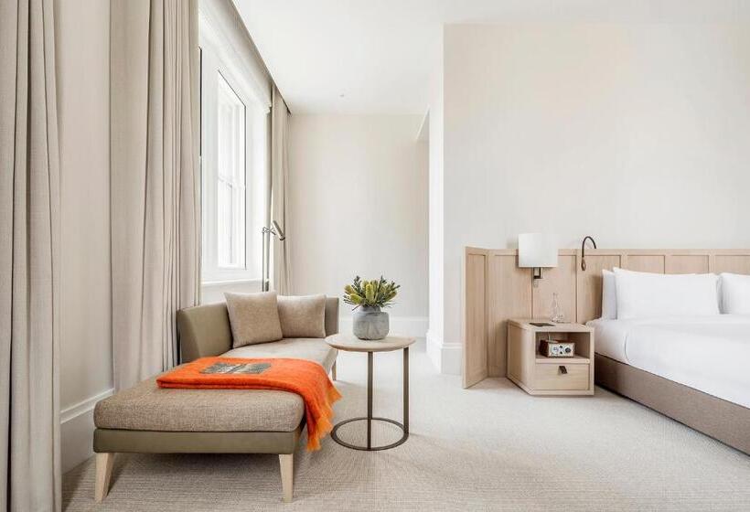 סוויטה, Como The Treasury