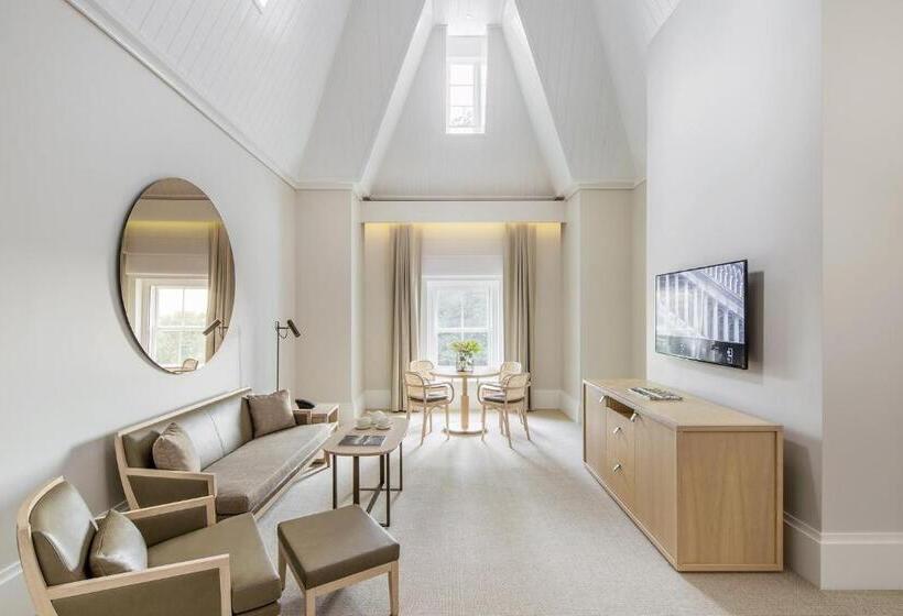 סוויטה, Como The Treasury