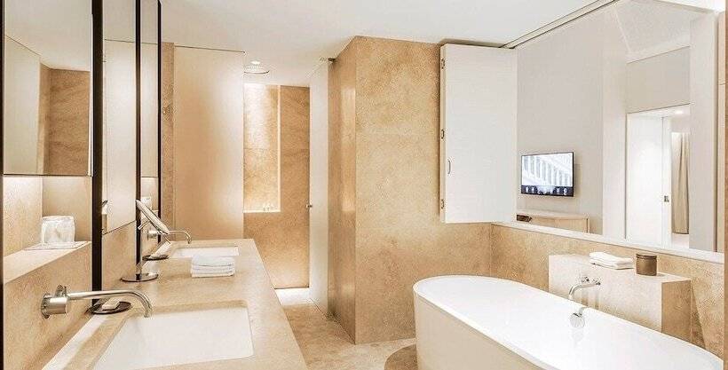 סוויטה, Como The Treasury