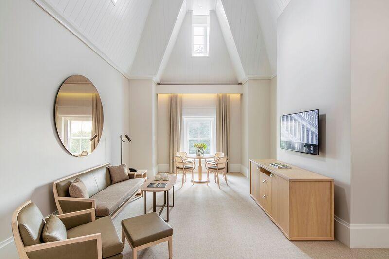 スイート, Como The Treasury