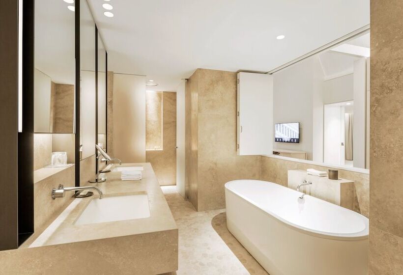 סוויטה, Como The Treasury