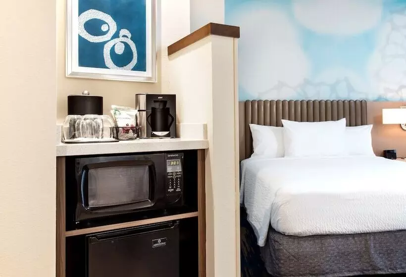２ダブルベッドのスタンダードルーム, Courtyard By Marriott Faro Blanco Resort