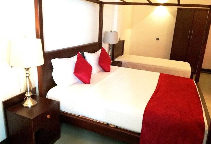 Трехместный Номер Deluxe, Hasara Hotel Galle