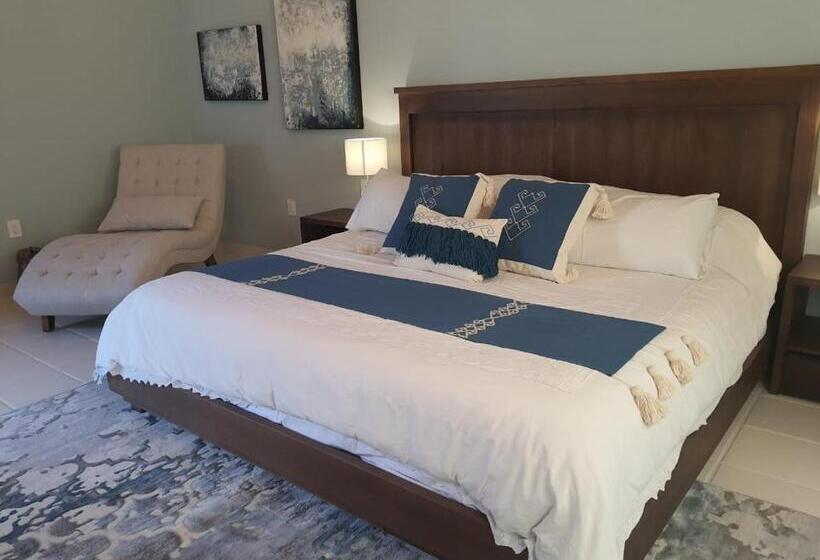 سوئیت با تخت بزرگ, Mansion San Miguel