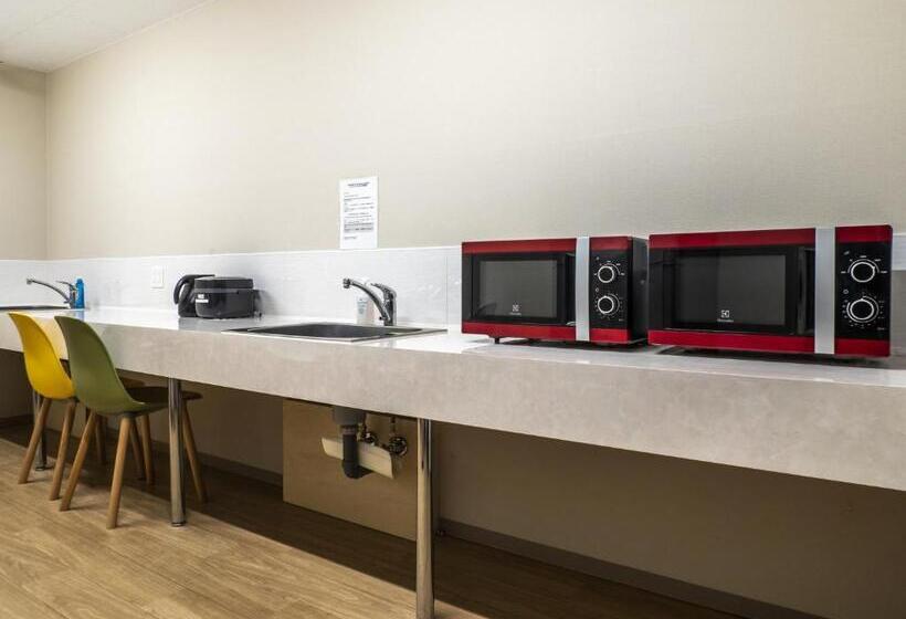 מיטה בחדר משותף, My Ecolodge