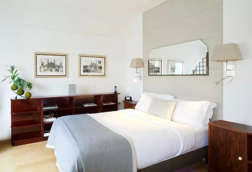 スイート, Montmartre Residence