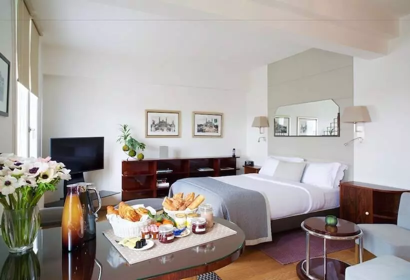 スイート, Montmartre Residence