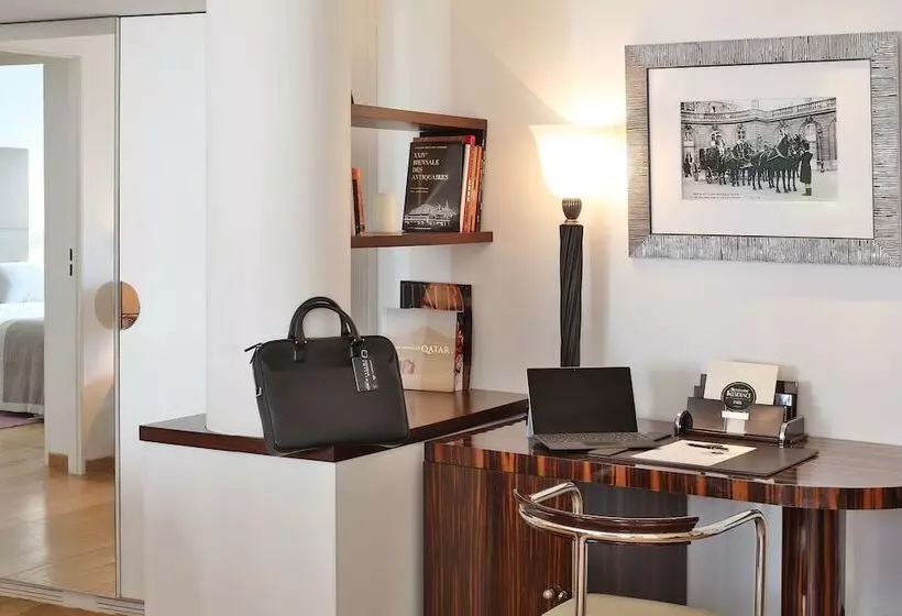 １ベッドルームのデラックスアパートメント, Montmartre Residence