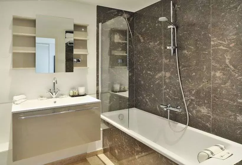 ２ベッドルームデラックスアパートメント, Montmartre Residence