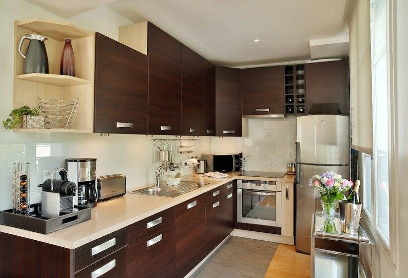 آپارتمان لوکس 2 خوابه, Montmartre Residence