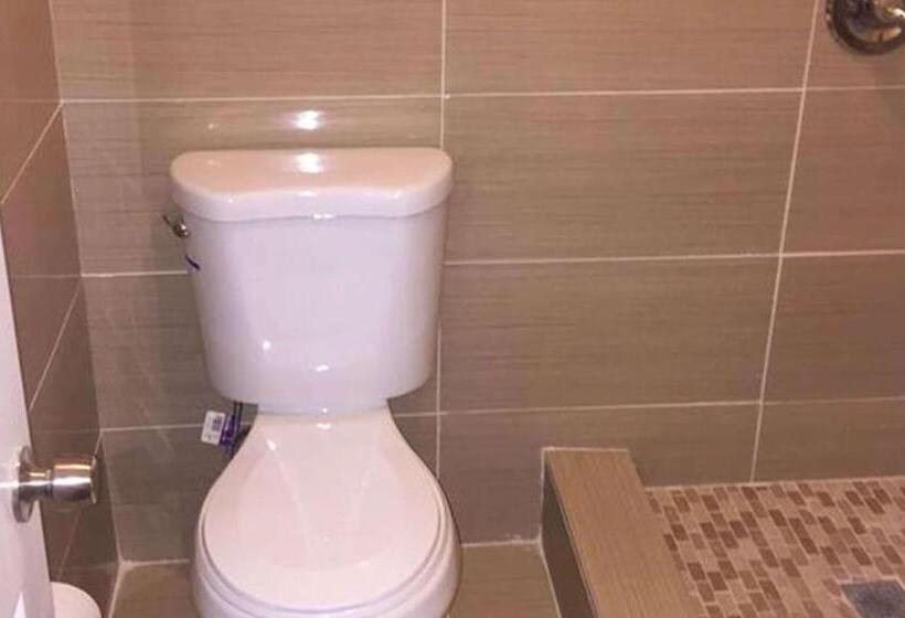 带共用浴室的标准房间, Plaza Hotel Gardena