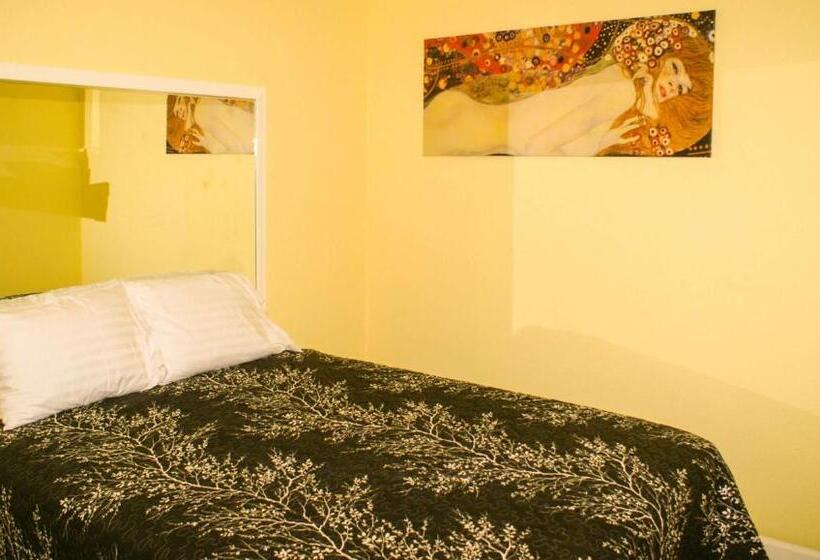 带共用浴室的标准房间, Plaza Hotel Gardena