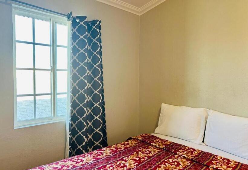 标准单人间共用浴室, Plaza Hotel Gardena