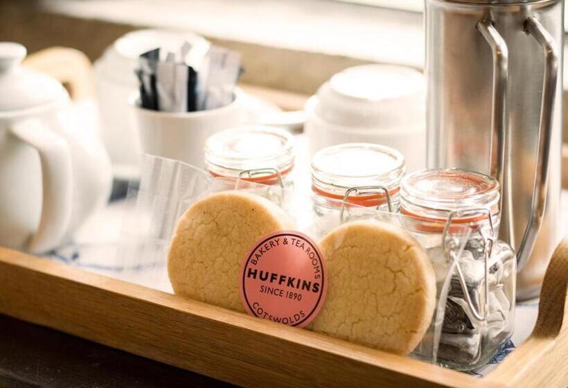 スタンダードルーム, Abbots Grange Manor House