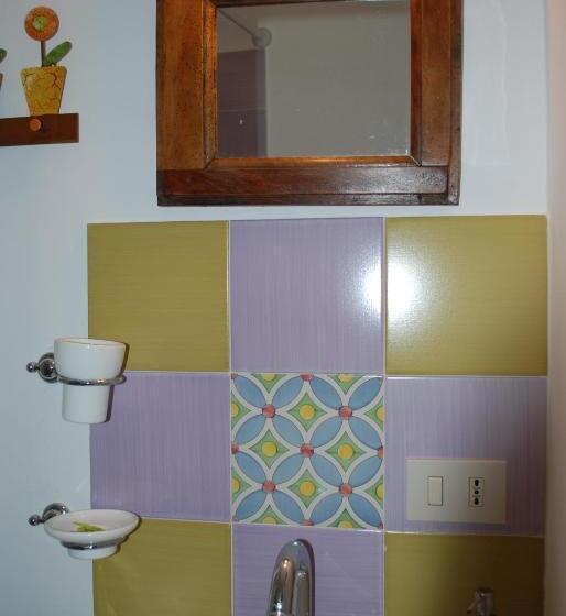 חדר סטנדרט, La Bifora E Le Lune Vico Sotto Gli Archi 5