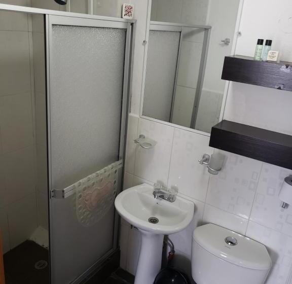 غرفة قياسية فردية, Hostal Capri