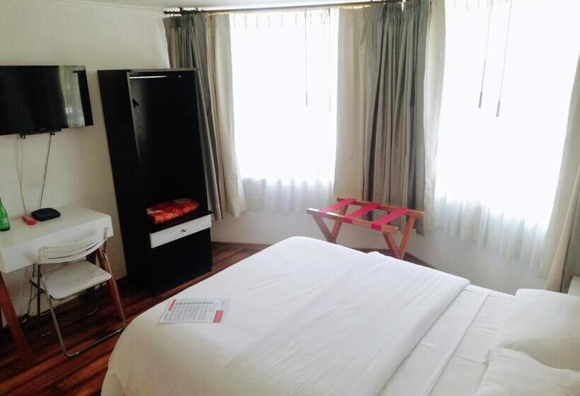 غرفة كومفورت, Hostal Capri