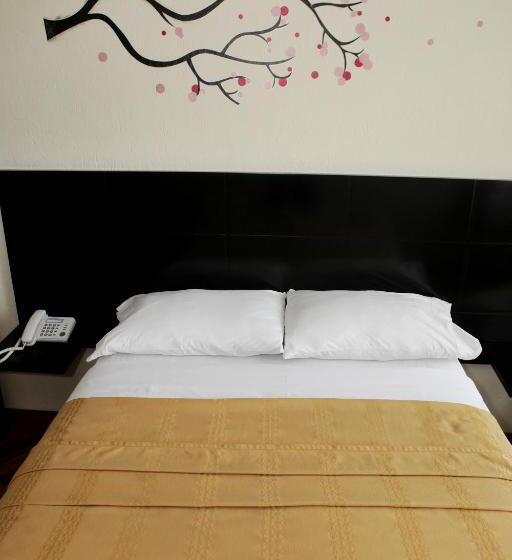 غرفة كومفورت, Hostal Capri