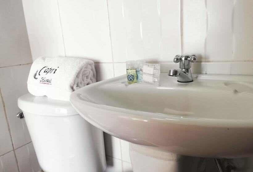 غرفة قياسية فردية, Hostal Capri