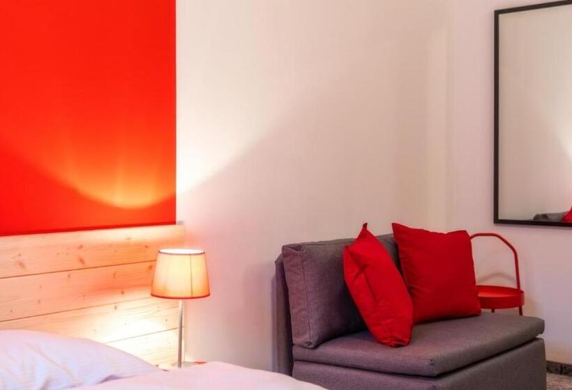 标准间, Gronie Ski & Bike