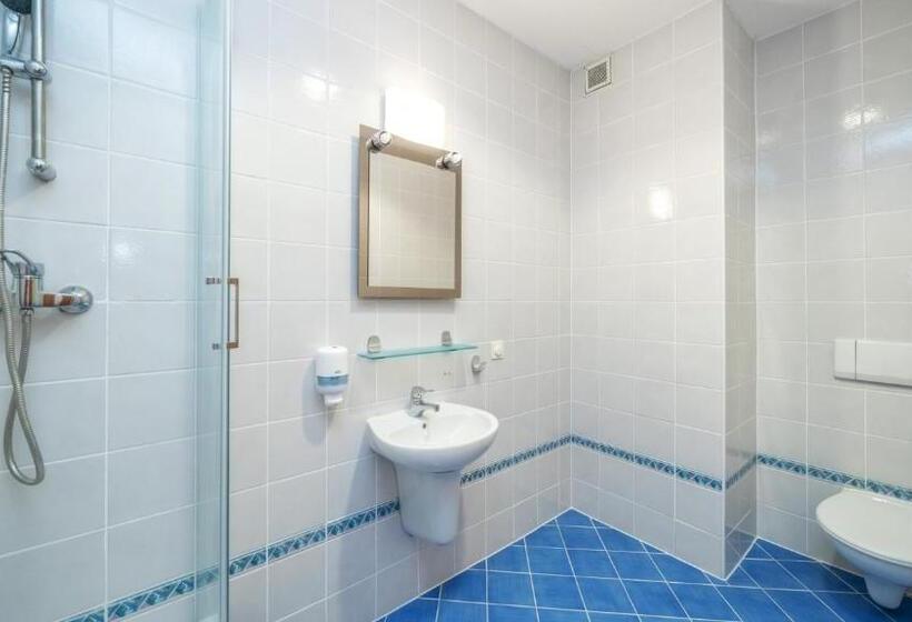 标准工作室, Gronie Ski & Bike