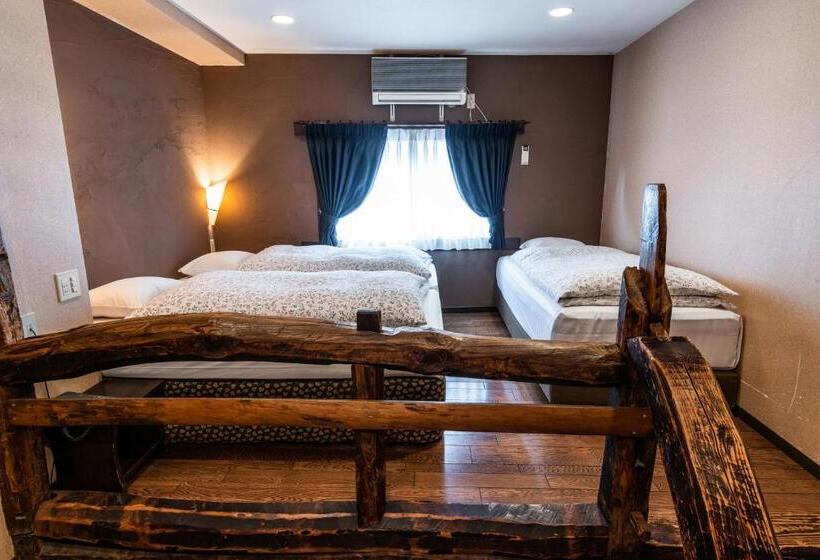 غرفة قياسية رباعية, Haus St.anton