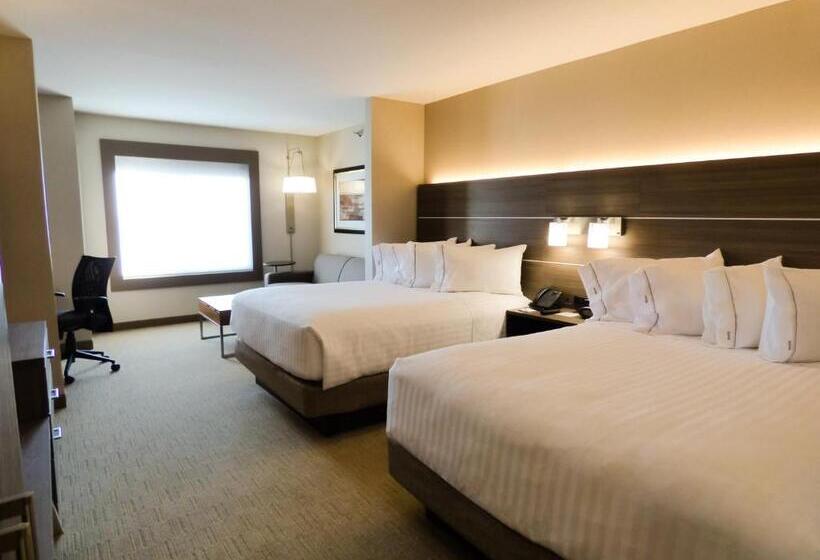 Номер Deluxe Адаптированный для Инвалидов, Holiday Inn Express & Suites Plymouth   Ann Arbor Area, An Ihg