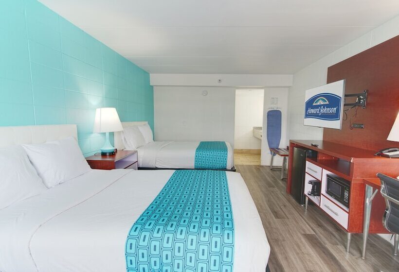 غرفه قياسيه سريرين مزدوجين, Howard Johnson By Wyndham Virginia Beach At The Beach