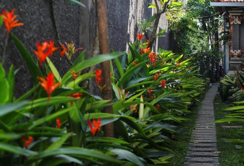 Номер Стандарт, Lotus Tirta Seminyak