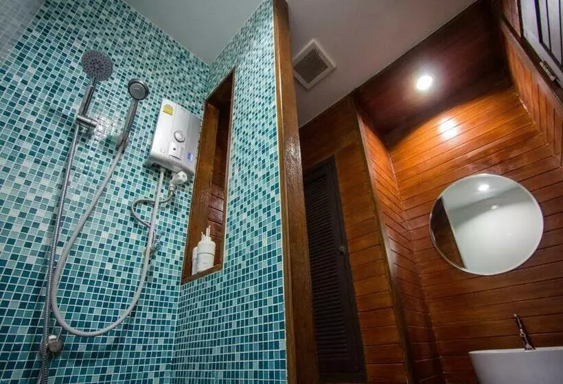 اتاق لوکس با بالکن, Maison De Cheer