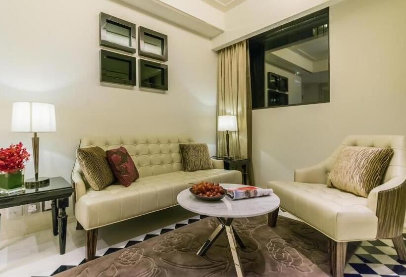 سوئیت پریمیوم, Pravo Hong Kong