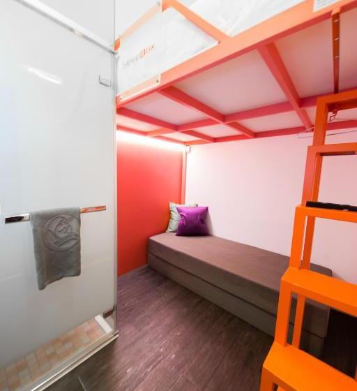 اتاق اکونومی با حمام مشترک, Sleepbox Hostel