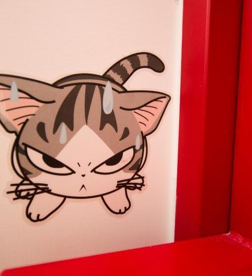 اتاق اکونومی, Sleepbox Hostel