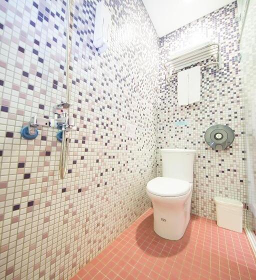 اتاق استاندارد, Sleepbox Hostel