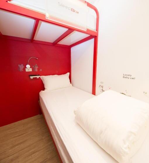 اتاق اکونومی, Sleepbox Hostel