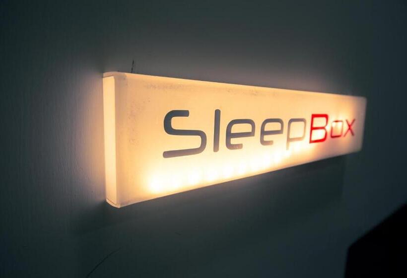 اتاق اکونومی با حمام مشترک, Sleepbox Hostel