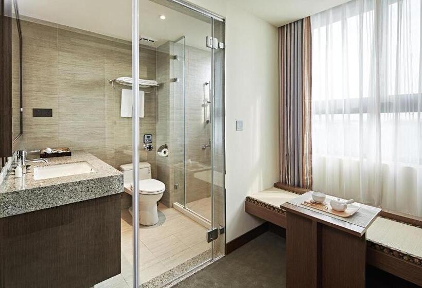 חדר סטנדרט, Sukimi