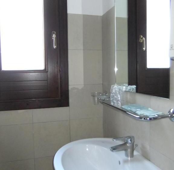 4인용 스탠다드 룸, Villa Ionia