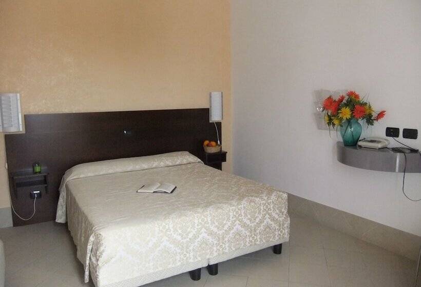 4인용 스탠다드 룸, Villa Ionia