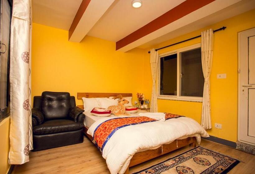 اتاق یک تخته با تراس, Blue Mountain Home Stay