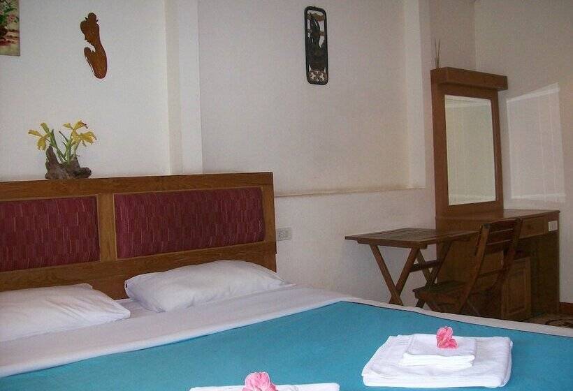 标准间, Chaiyapoon Inn