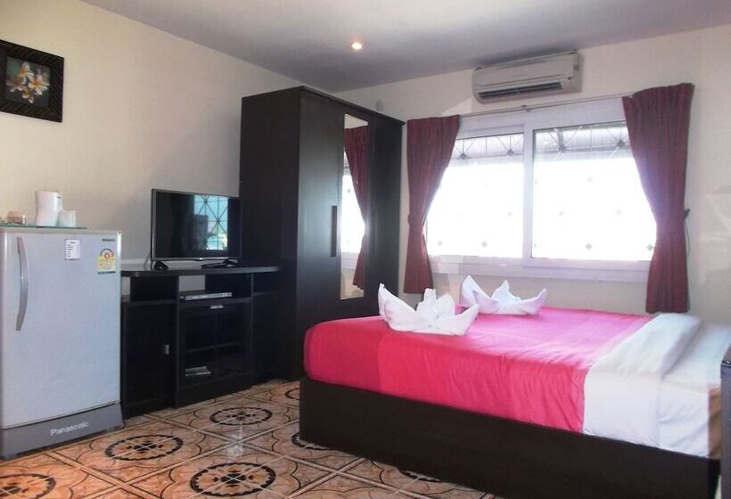 غرفة قياسية, Chaiyapoon Inn