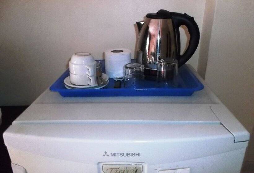 豪华房间, Chaiyapoon Inn