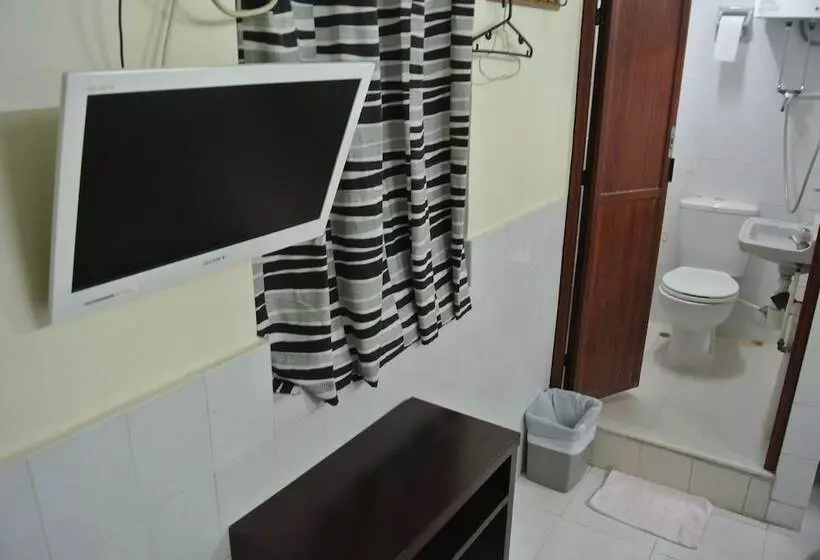 اتاق استاندارد سه نفره, Fortunate Guest House