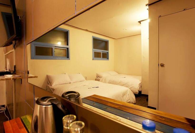 اتاق استاندارد, W Mini Hotel Hostel