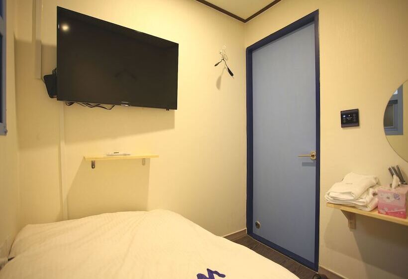 اتاق استاندارد یک نفره, W Mini Hotel Hostel