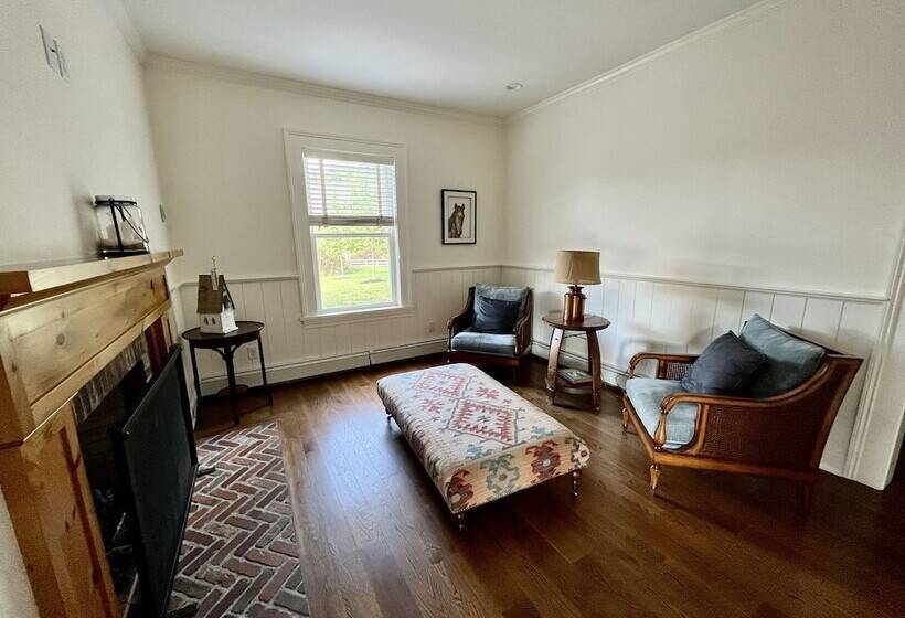 1间卧室的房子, Hill Farm Inn